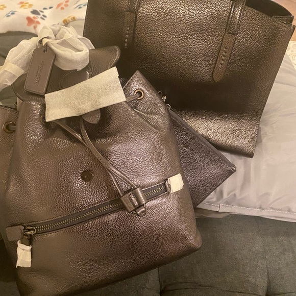 NWT!!! Coach Metallic Graphite 3 piece set firm - Picture 8 of 11